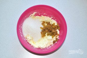 Творожный дрожжевой кулич